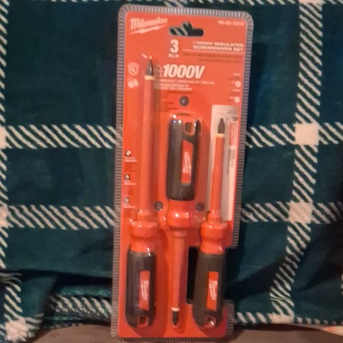 Milwaukee 2202 1000v - 48-22-2202,